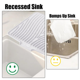 TIKNIK heat-resistant mat withstands high temperatures while resting hot items.