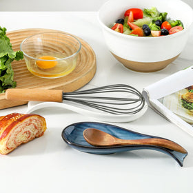 Elegant blue retro design adds style to everyday cooking