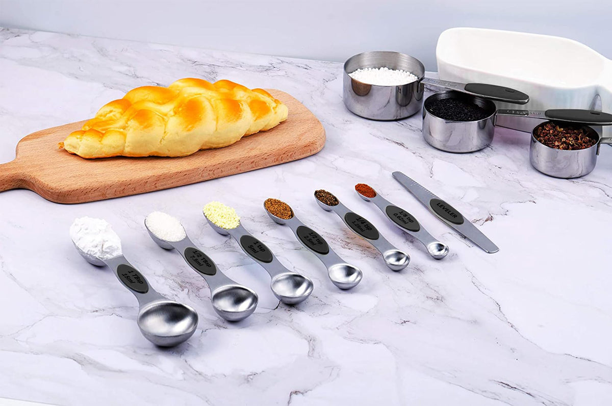 TILUCK dishwasher-safe design simplifies cleanup after cooking.