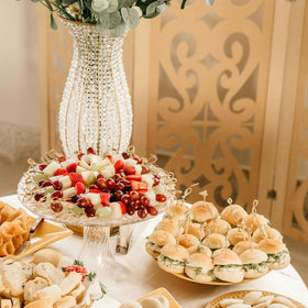 TINSKY charcuterie picks ideal for mini portions and stylish displays.