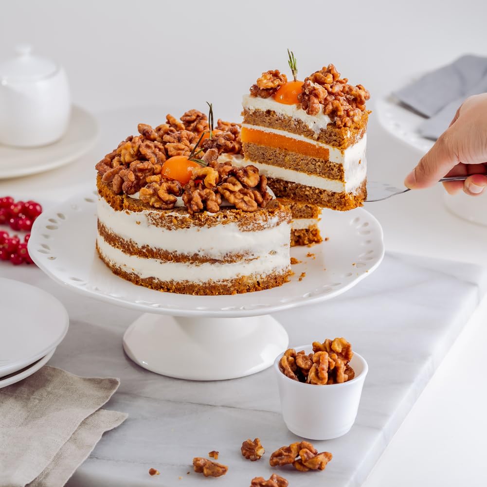 tiokin mirror-finish cake cutter elevates table presentation during celebrations