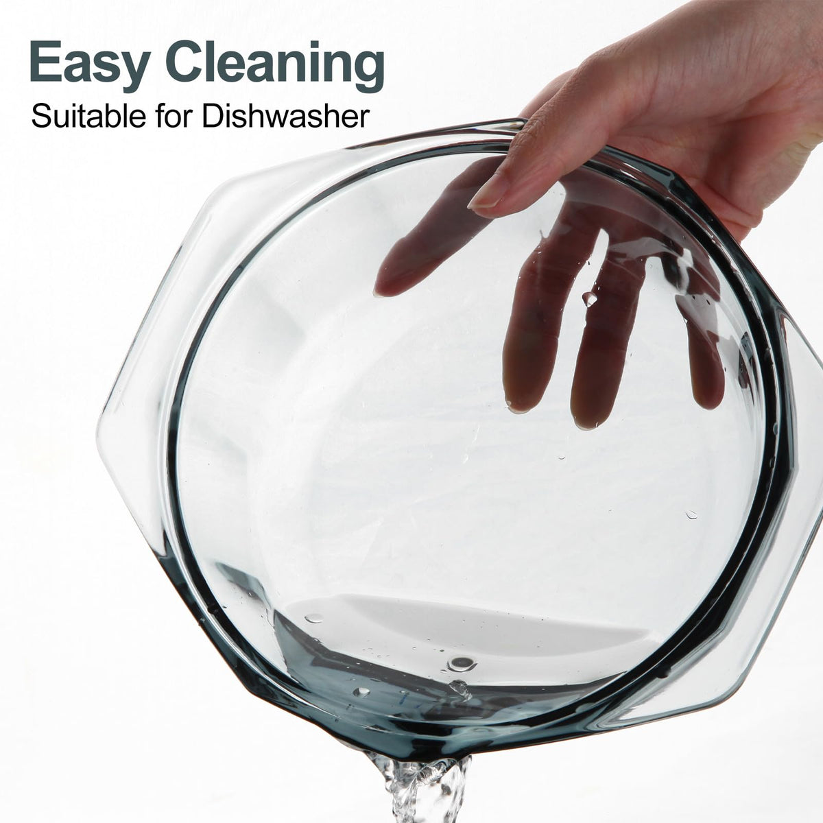 TIPTAP glass surface is easy to wipe clean after meals.