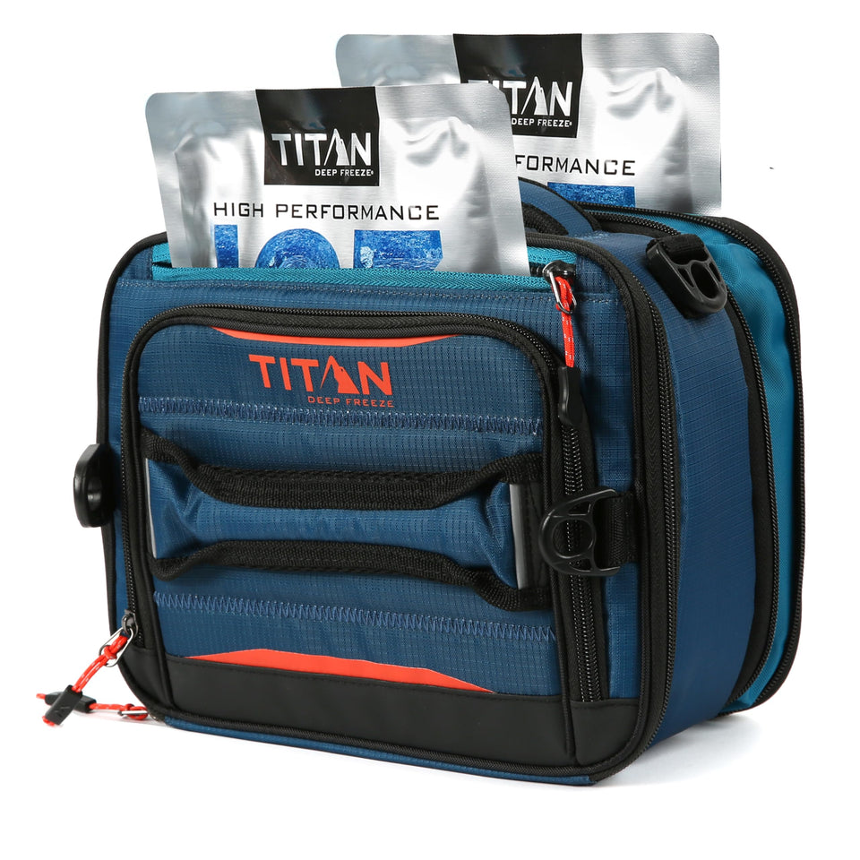 Titan by Arctic Zone lunch box exterior with water-repellent coating keeps lunches clean.