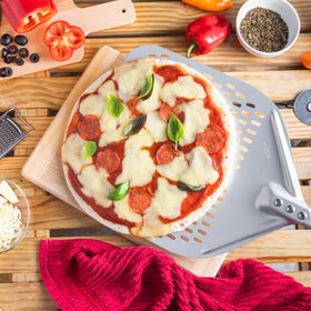 TKC easy-clean dishwasher-safe pizza peel for quick cleanup.