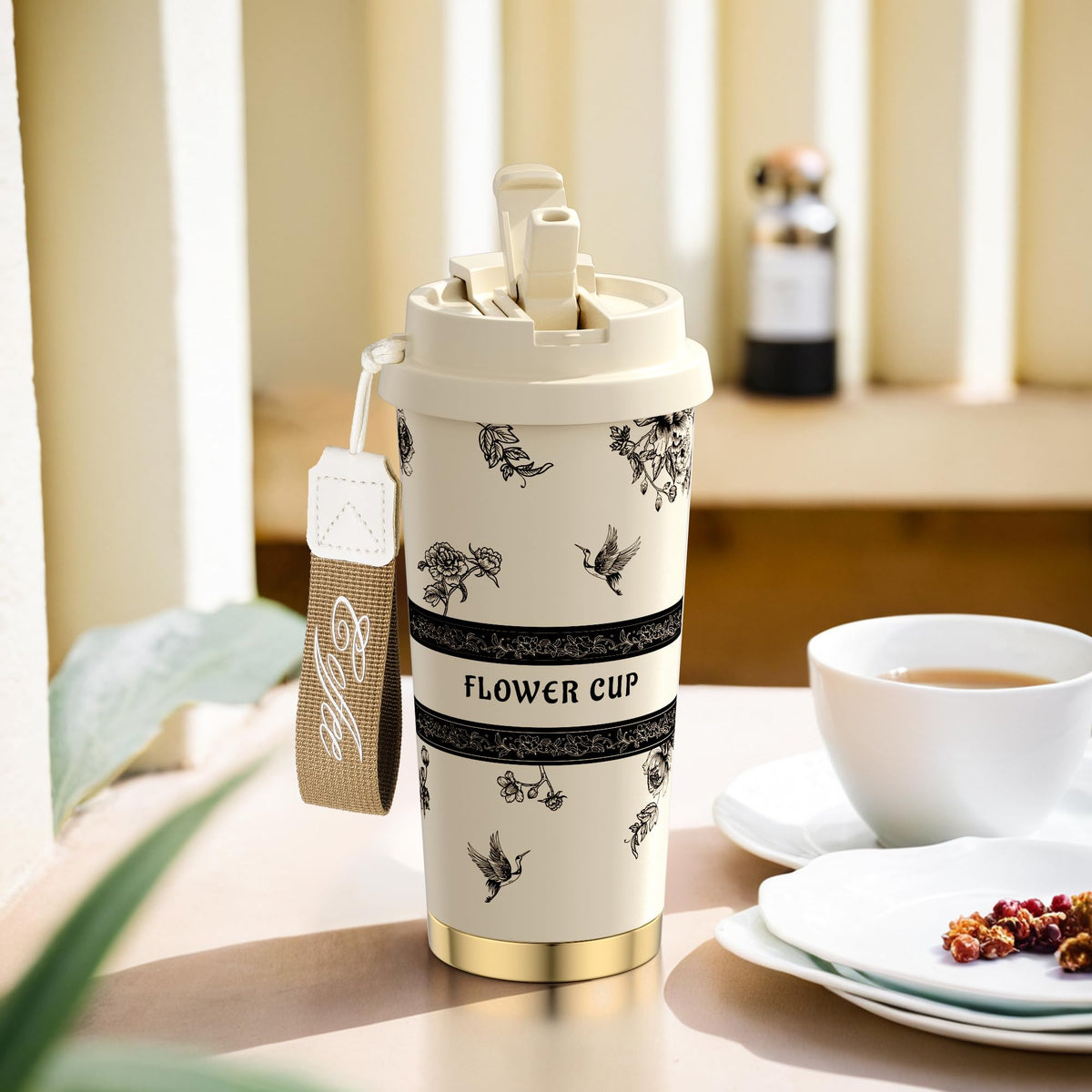 TLINNA built-in tea filter makes brewing loose leaves easy.