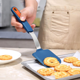 To encounter standard turner spatula for eggs, pancakes, and nonstick pans