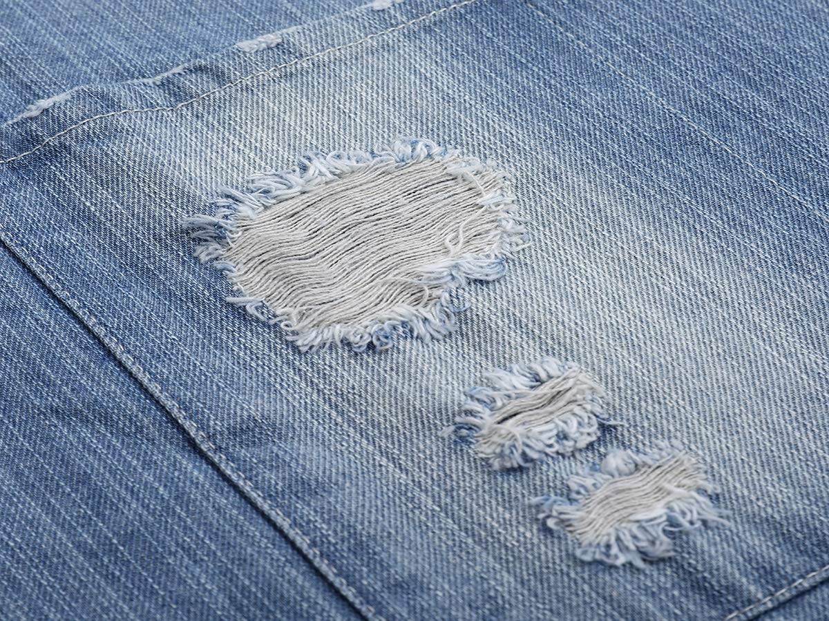 Tobyan Cotton Denim Apron Soft broken-hole design adds stylish detail