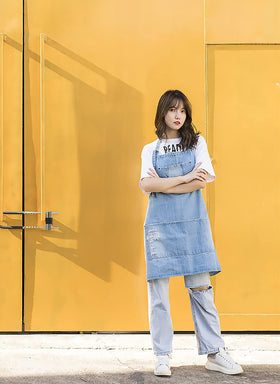 Tobyan Cotton Denim Apron Soft denim texture highlights thick material