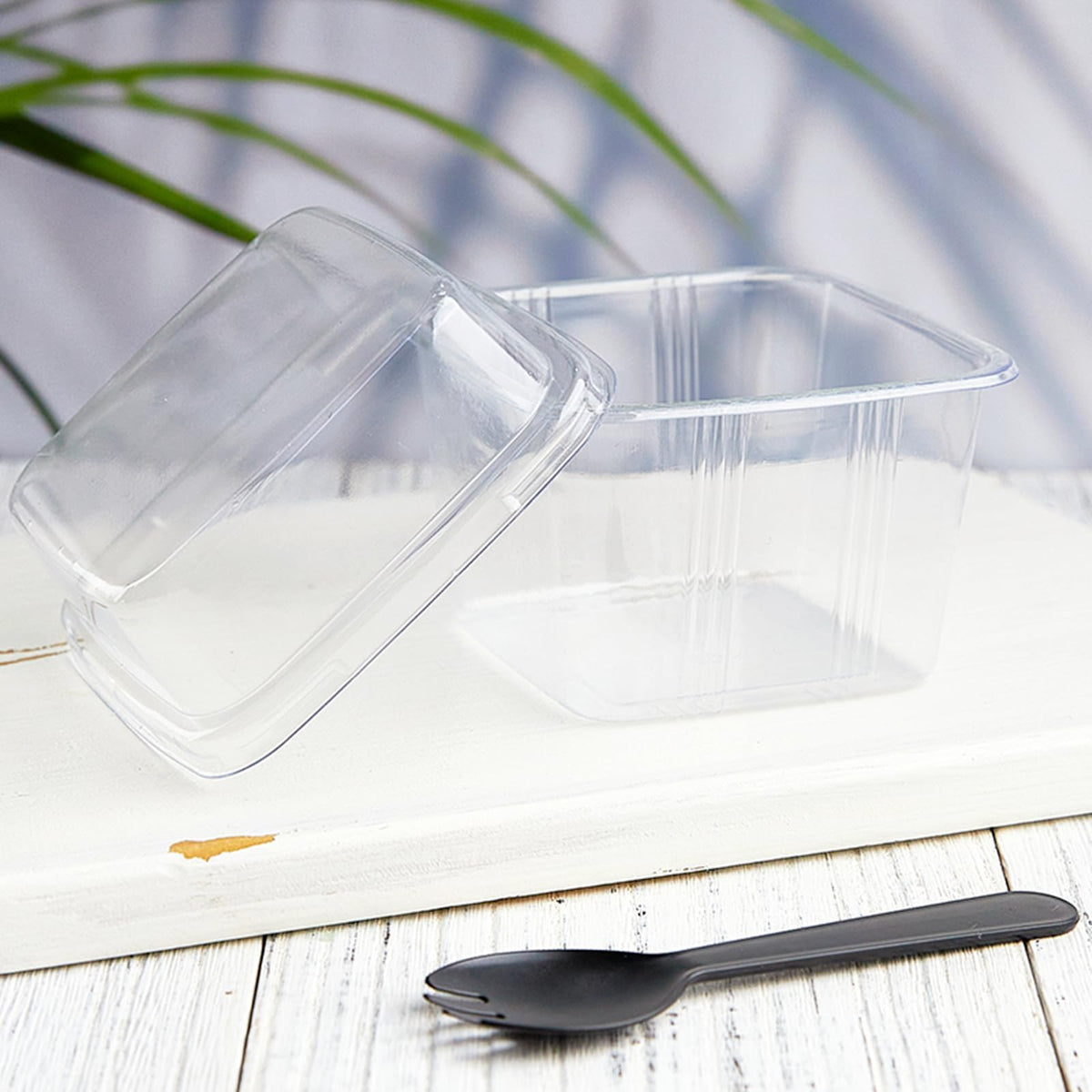 TOFLEN sealed parfait cup prevents dust and leaks during delivery
