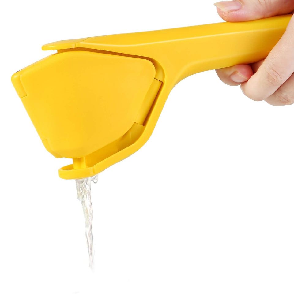 ToGeeKa Lemon Squeezer handheld lever design for effortless citrus juicing.