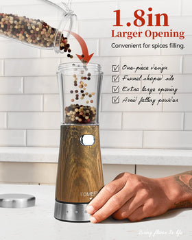 TOMEEM built-in LED light helps precise seasoning on dim surfaces.