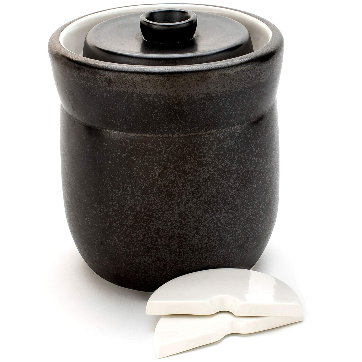 TOMO fermentation crock with weights ready for sauerkraut fermentation