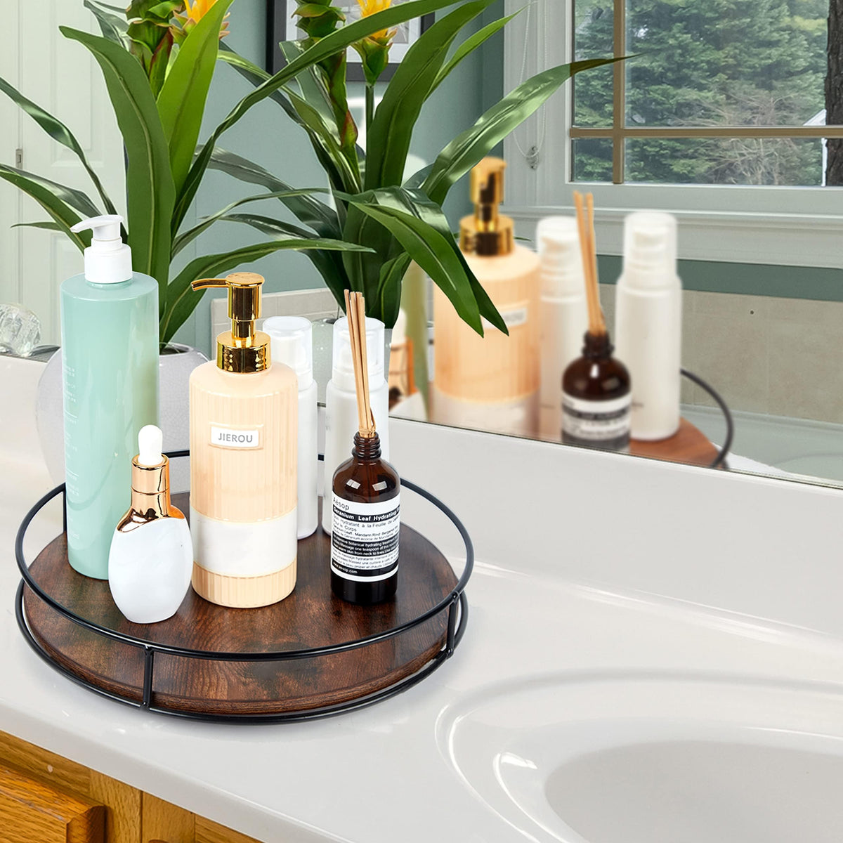 Thoughtful gift idea: Tomoaza Lazy Susan for organized family storage.