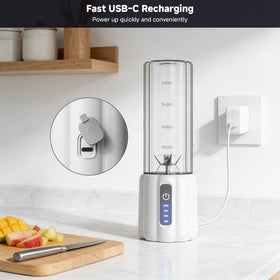 TOMUOO 6 blade system blends fruits and vegetables into smooth shakes