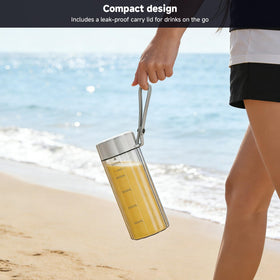 TOMUOO detachable blending cup with travel lid for spill-free journeys