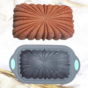 Tongjude cake and bread loaf pan helps bake slices with neat portions.