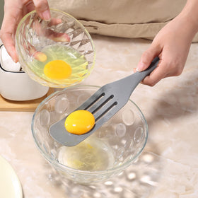 Tongjude silicone spurtle set great for spreading and icing.