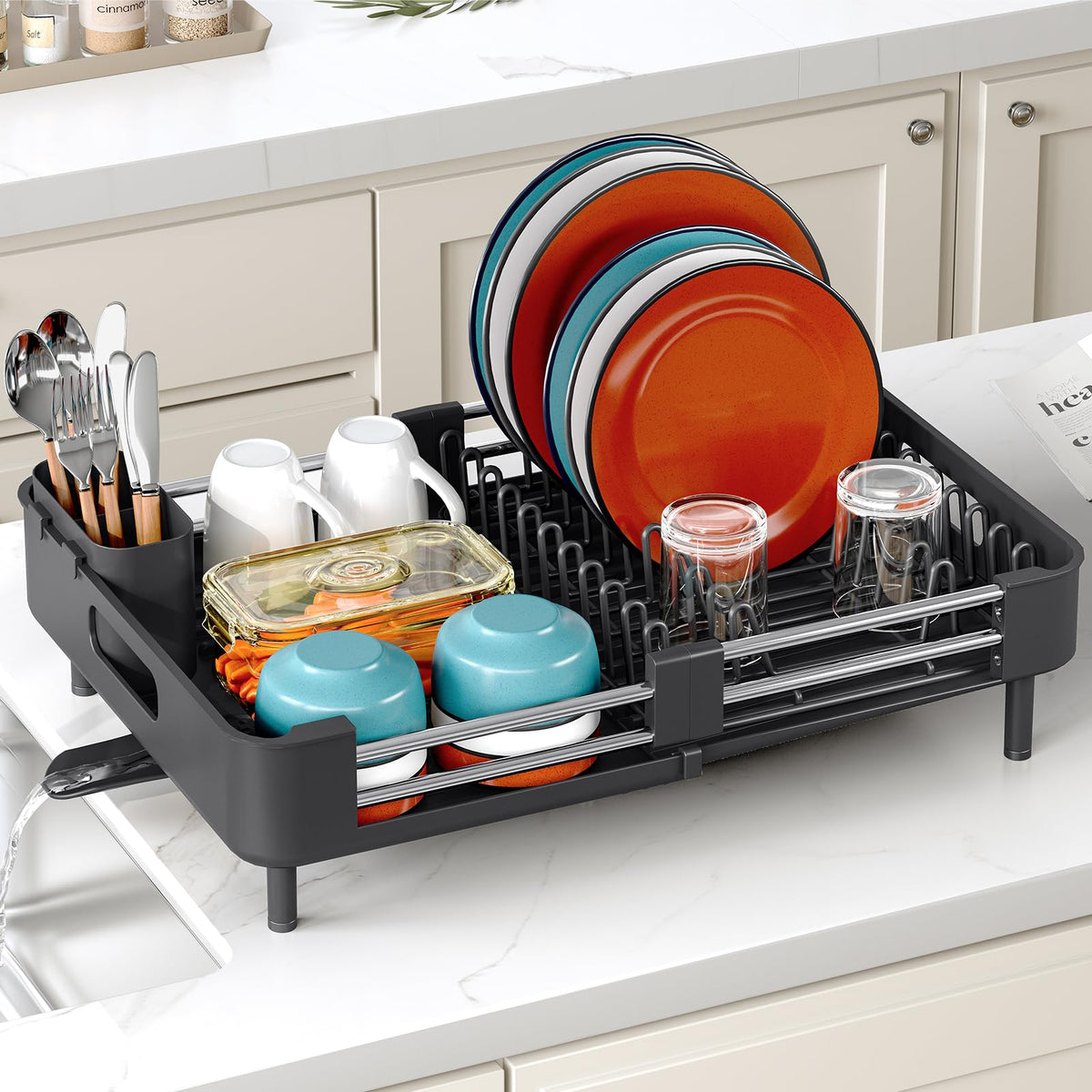 TOOLF compact design aiding sink-side organization and space saving