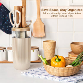 TOPLUCKY ceramic peeler for smooth, effortless peeling.
