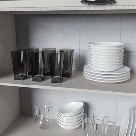 Top-spring clear plastic cups with glass-like appearance for stylish table setup