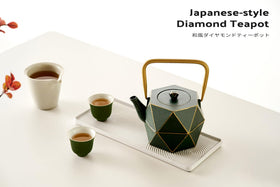 Diamond-design teapot on stovetop ensures safety and durability