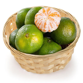 TOPZEA bamboo fruit and snack basket on kitchen counter