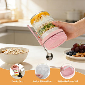 Torchero jars with removable divider keep toppings separate from wet ingredients.