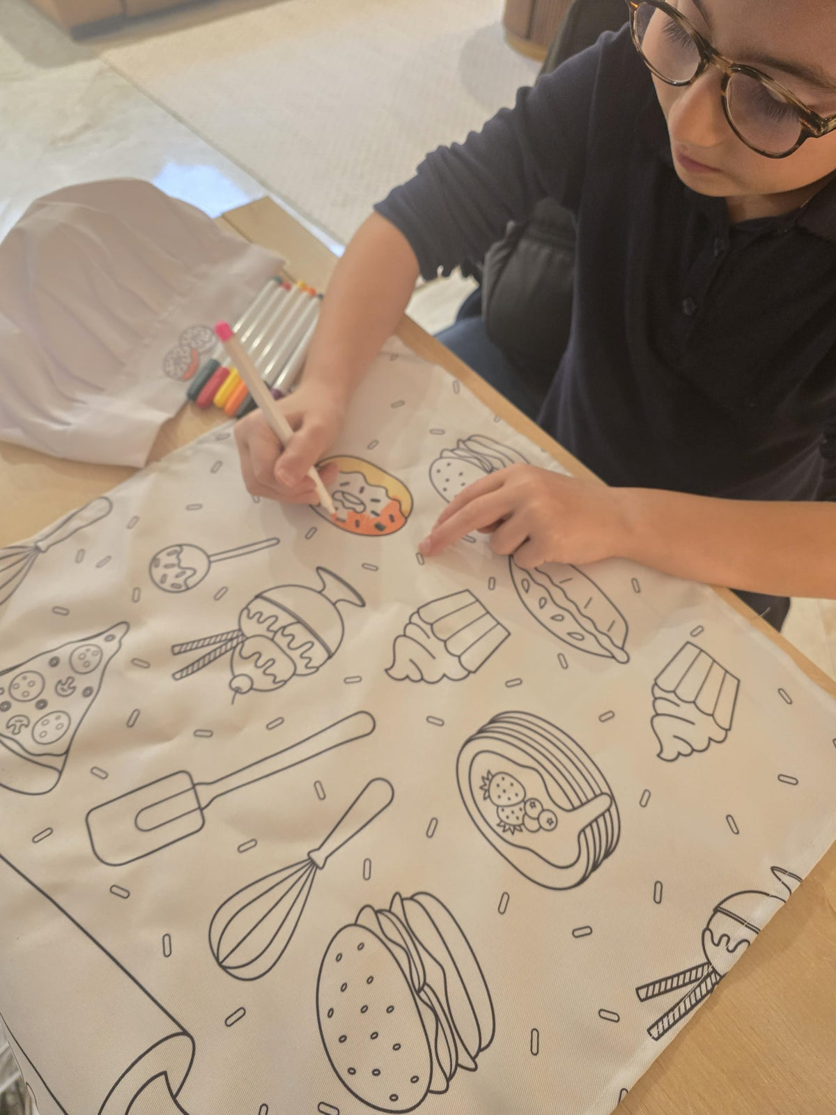 TOVLA JR color markers included for coloring fun.