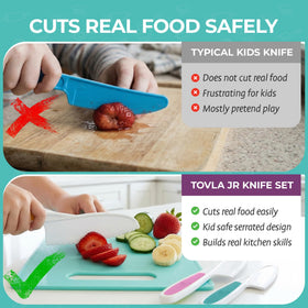Tovla Jr visual recipe booklet helps kids follow steps