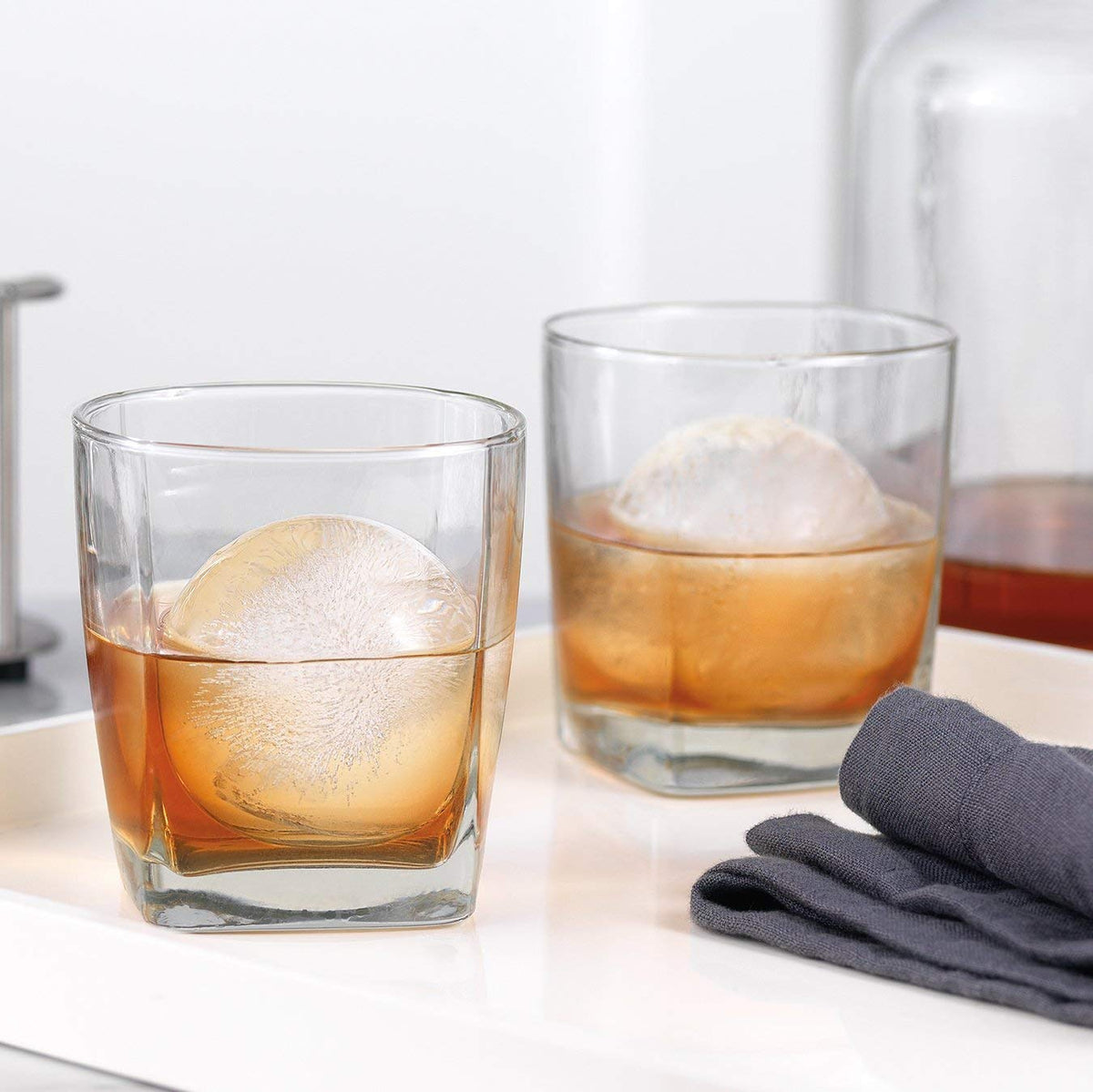 Tovolo silicone caps provide airtight seal and spill-free freezing