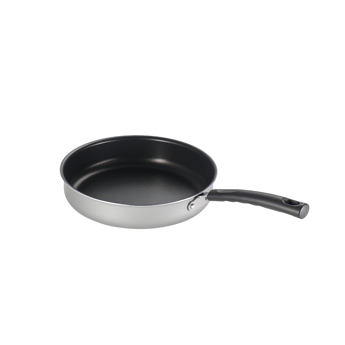 Tramontina Primaware glass lids let you monitor cooking without lifting