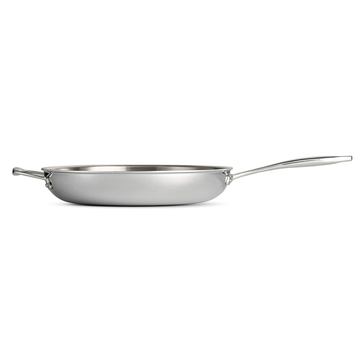 Tramontina Signature Tri-Ply pan with helper handle enables easy lifting when full