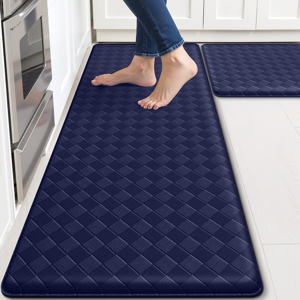 TranquilRelax kitchen mats at the front sink provide cushioned support for comfort during chores.