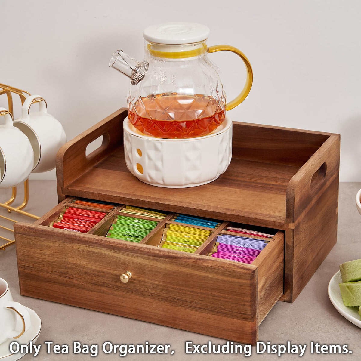 TREELF Compact tea and coffee storage on the countertop saves space.