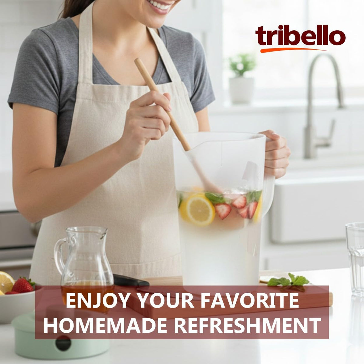 Tribello ergonomic handle provides comfortable grip during pouring.