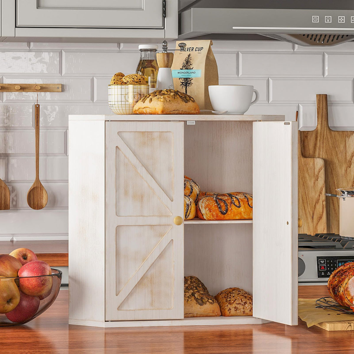 Trironsun magnetic door on the bread box keeps contents secure and pet-safe.