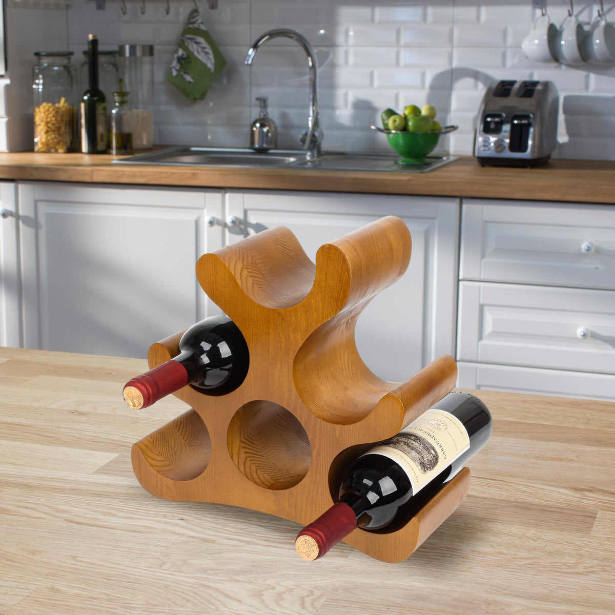 TRUDING open design enables easy bottle access for everyday use.