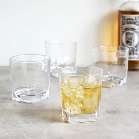 Dishwasher-safe TRUE rocks glass simplifies cleanup after parties.