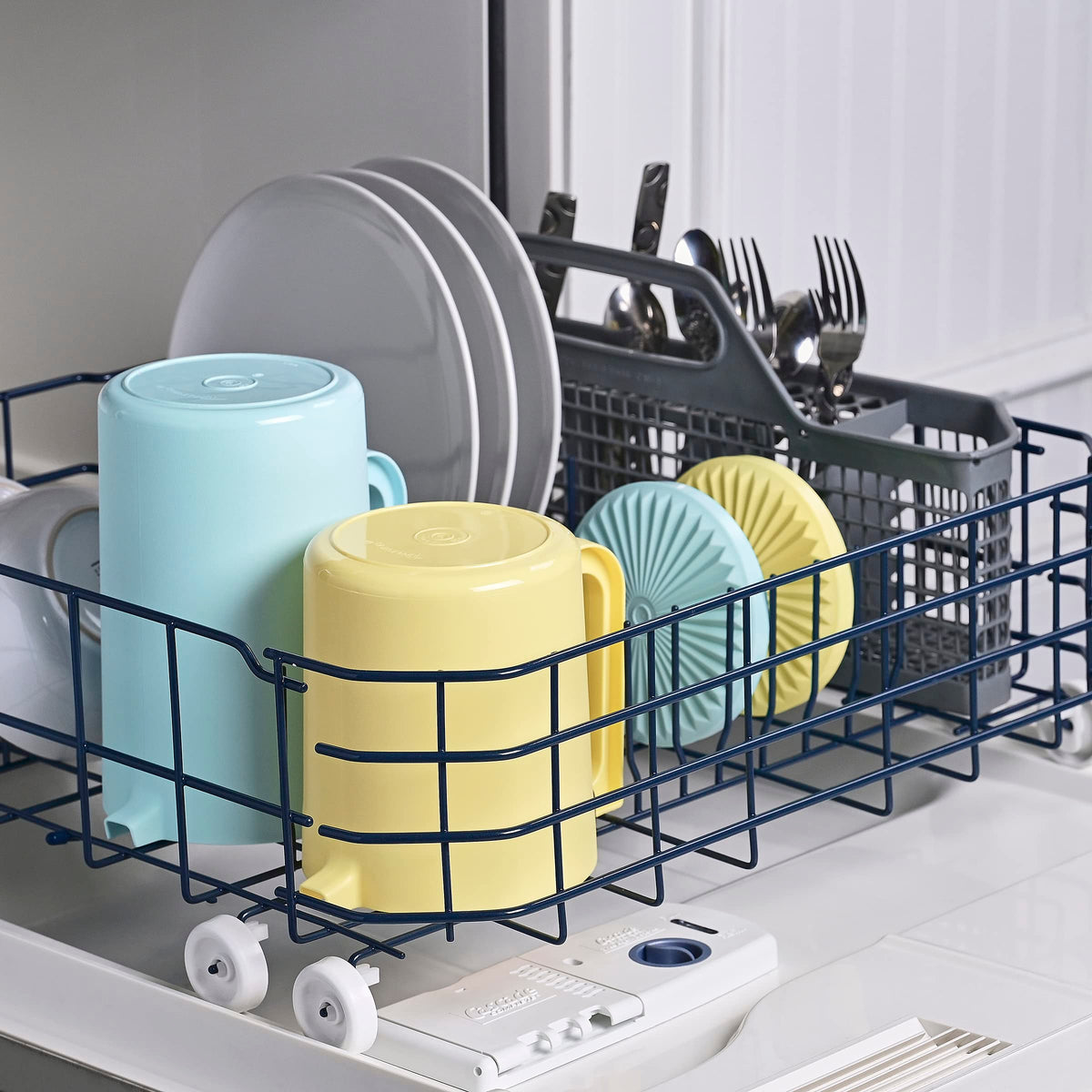 Tupperware Heritage Pitcher set 1.5 qt and 2 qt sizes.