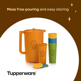 Tupperware Heritage tumbler in Basil for fresh, cool beverages on the go.