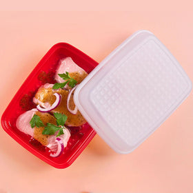 Tupperware Season-Serve marinating container shows 2.9 L capacity.