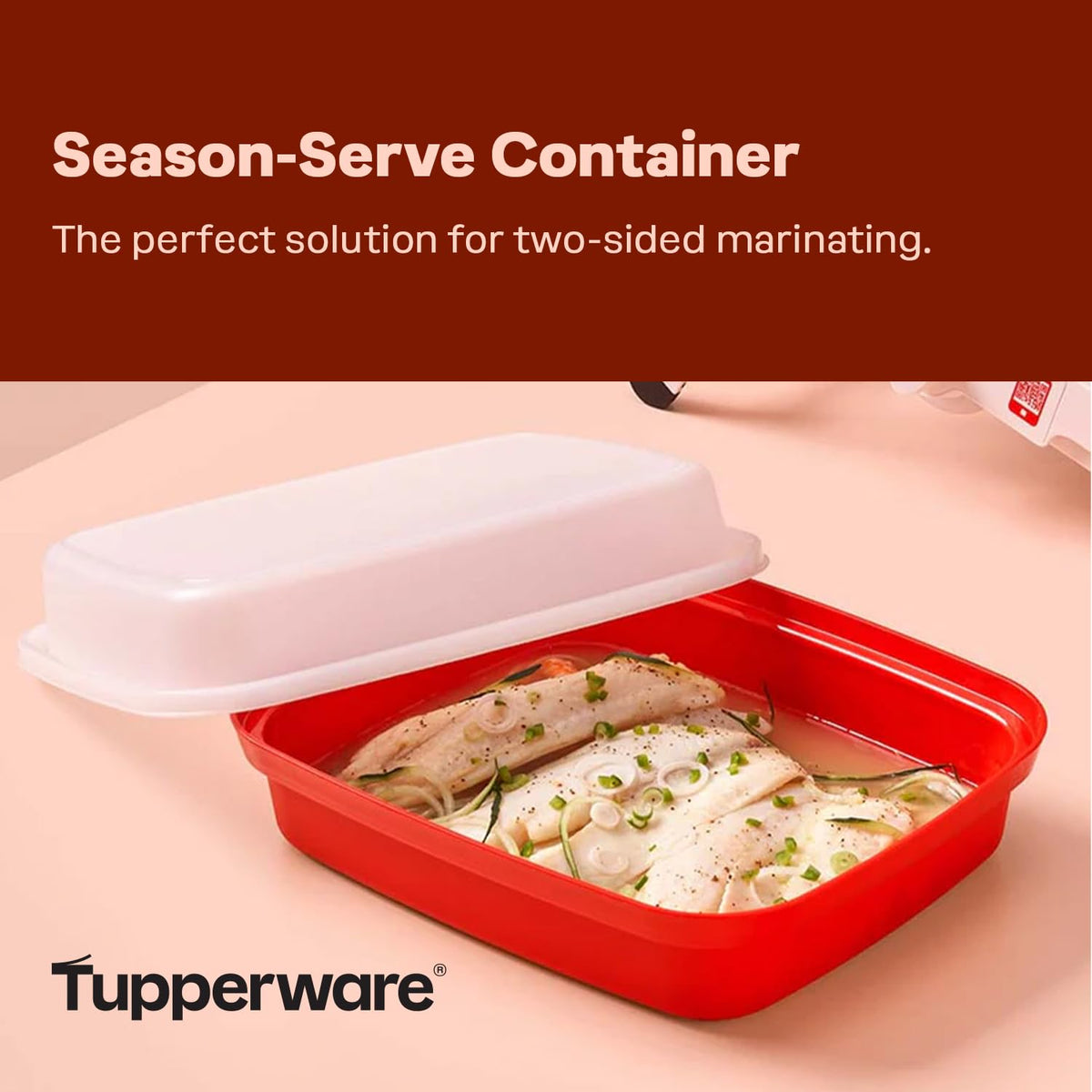 Tupperware Season-Serve interior grid promotes even marinade flow.