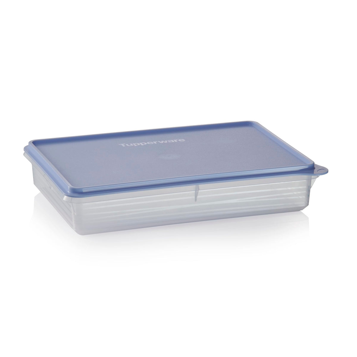 Tupperware Snack-Store large container with lid closed for secure storage