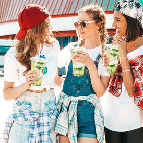 Straws included, convenient for cold beverages like lemonade