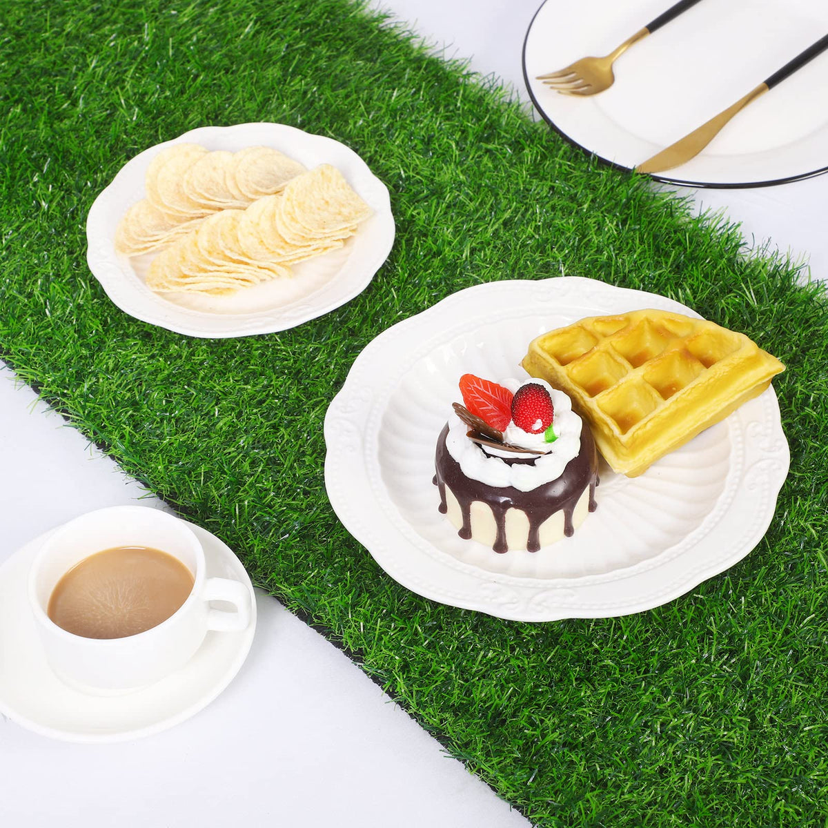 TURSTIN dining table decoration suitable for spring events.