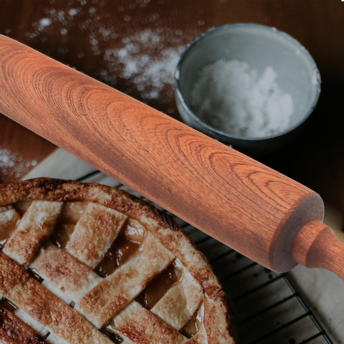 TUSIWIT Sapele wood rolling pin ideal for pizza, pie crust, and cookies.