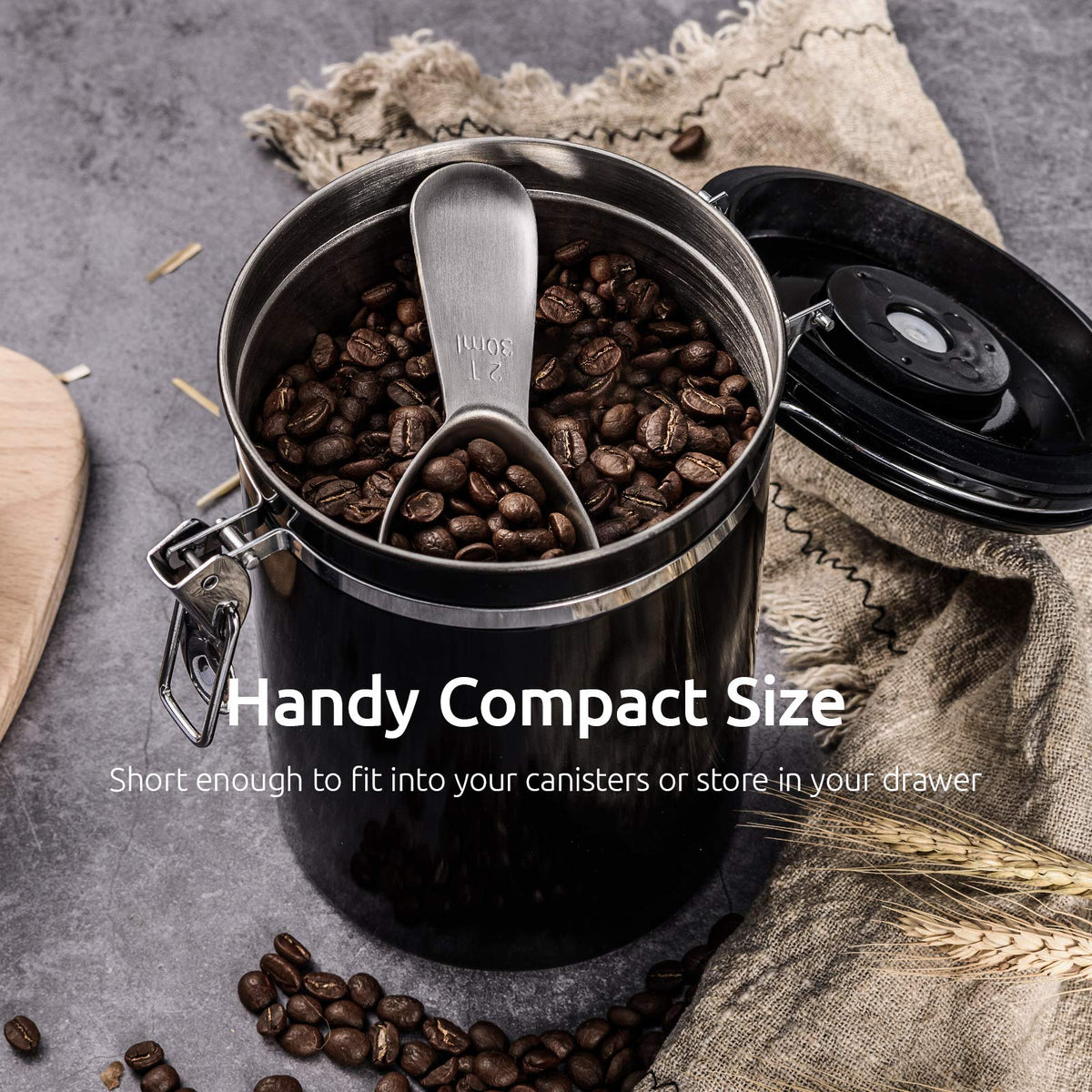 U-Taste dishwasher-safe scoop ready for effortless cleaning.
