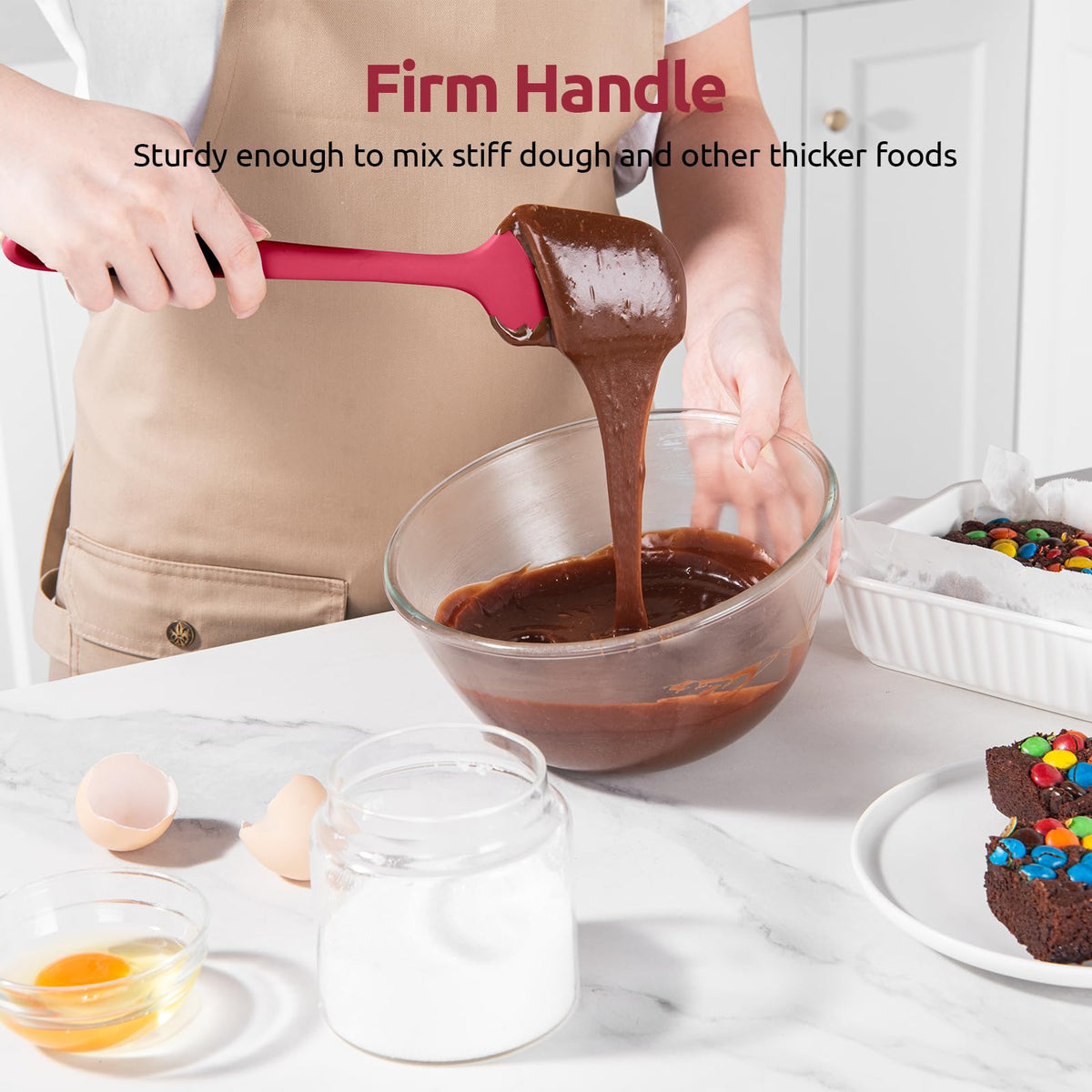 9.72-inch jar spatula reaches bowl corners with control
