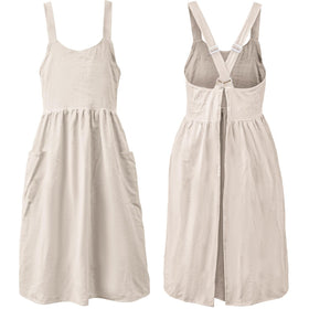 Uaussi cross-back apron with pockets for easy access to tools while cooking