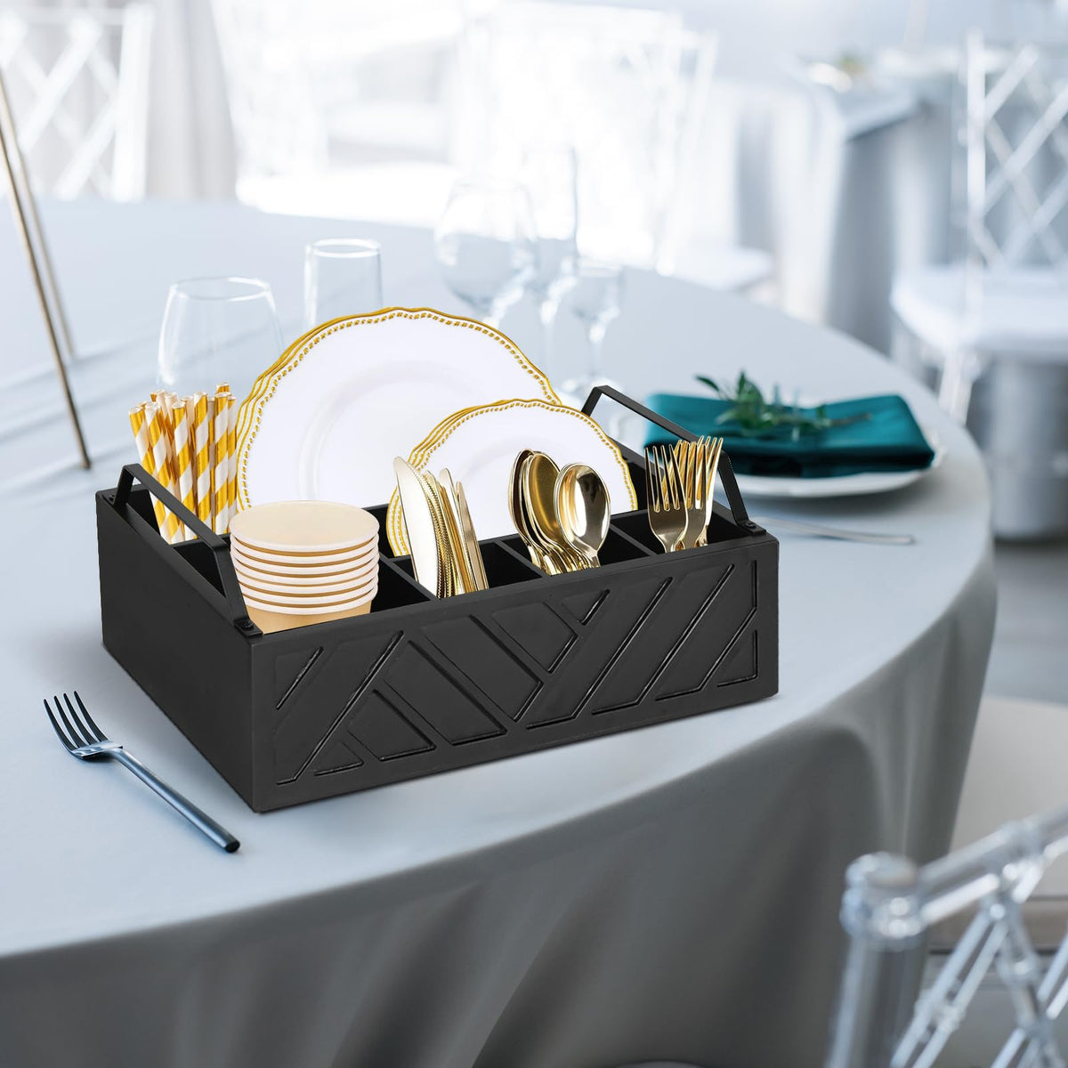 Ukonvi non-slip mats stabilize the caddy on countertops during use.